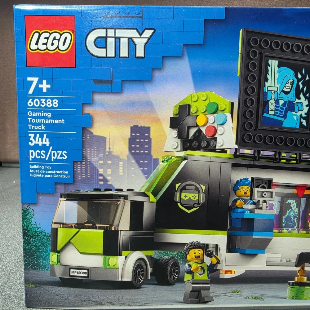 LEGO City Gaming Tournament Truck 60388 Kids Set 344pc Black Green New